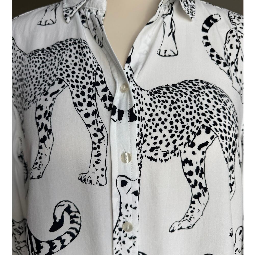 Jane + Delancey Safari Animal Print Button Front Rayon Blouse Size Small - Picture 4 of 8